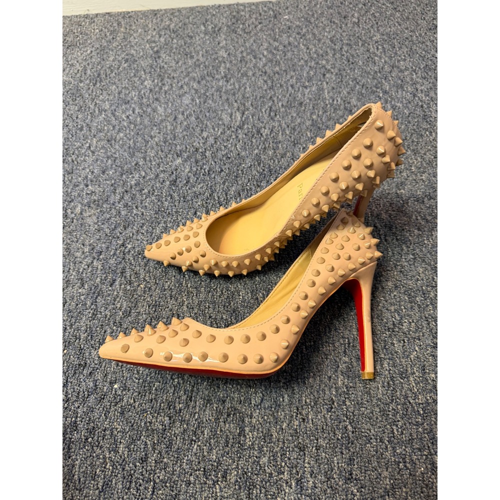 Christian Louboutin style Follies Spikes Nude Patent Leather Pointed Toe Size 39